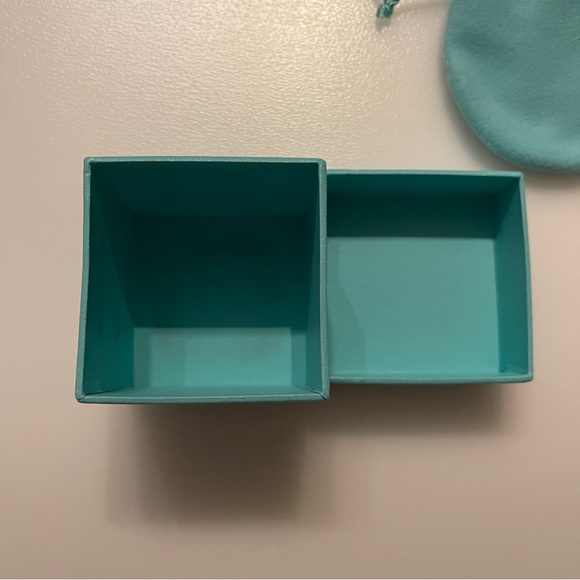 Tiffany&Co. box and dust bag empty packaging earrings bracelet necklace - Picture 4 of 6